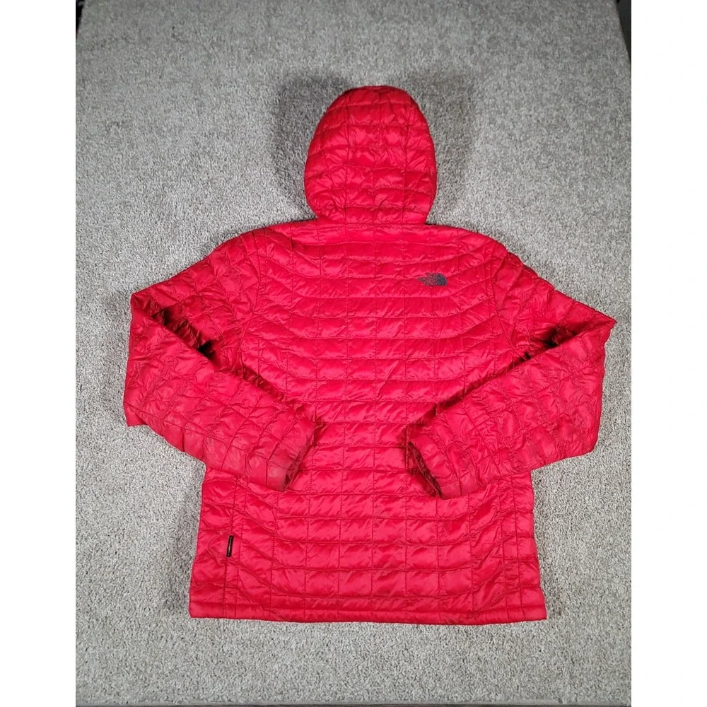 The North Face Thermoball Jacket Hoody Medium Red Quilted Puffer Mens Full Zip